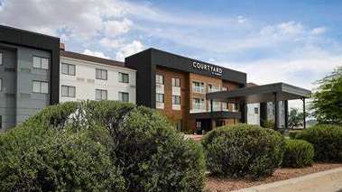 Courtyard by Marriott EL Paso Airport Parking