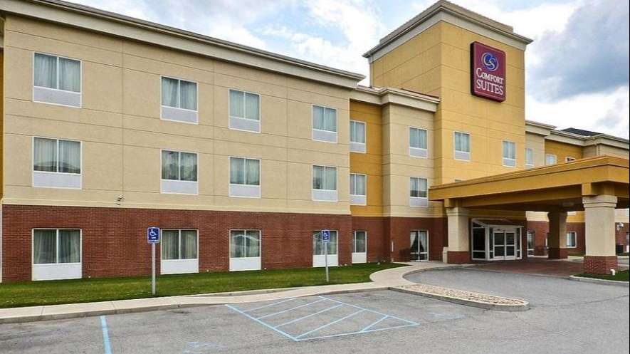 Comfort Suites IND Airport Parking