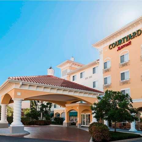 Courtyard by Marriott Fort Myers Airport Parking