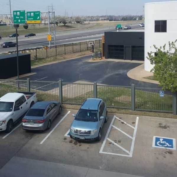 Americas Best Value Inn Tulsa Airport Parking