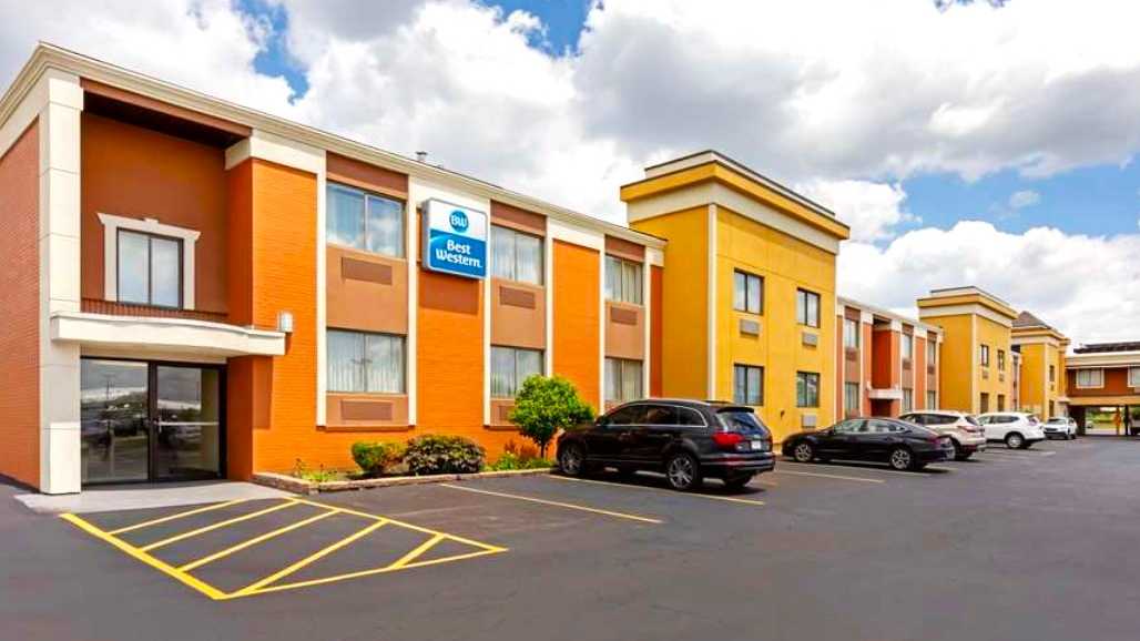 Best Western The Inn ROC Airport Parking 