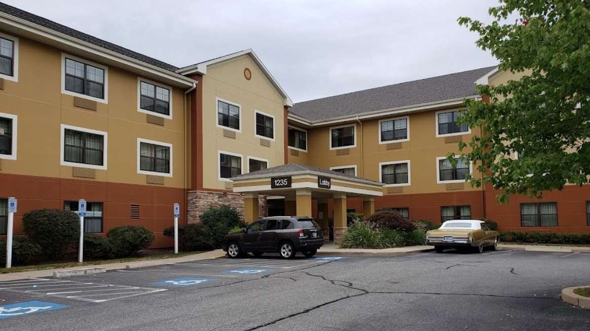 Extended Stay America West Warwick PVD Airport Parking