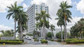 Pullman Miami Airport Hotel Airport Parking SPECIAL DEAL