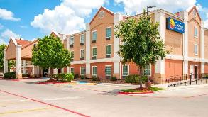 Comfort Inn and Suites SAT Airport Parking