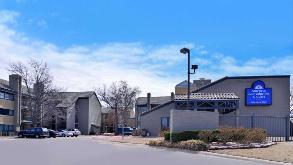 Americas Best Value Inn Tulsa Airport Parking