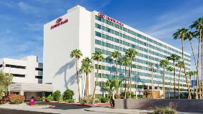 Crowne Plaza Phoenix Airport Parking