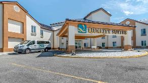 Quality Inn & Suites MCI Airport Parking