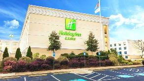 Holiday Inn & Suites Atlanta Airport North