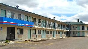 Motel 6 South BIL Airport Parking