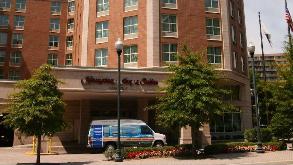 Hampton Inn & Suites Reagan National Airport