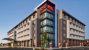 Hampton Inn & suites SFO Airport Parking