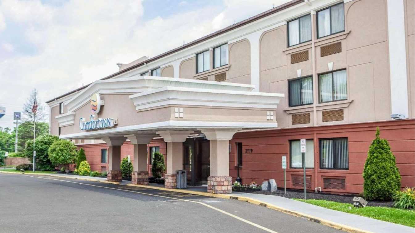 Comfort Inn Feasterville PNE Airport Parking