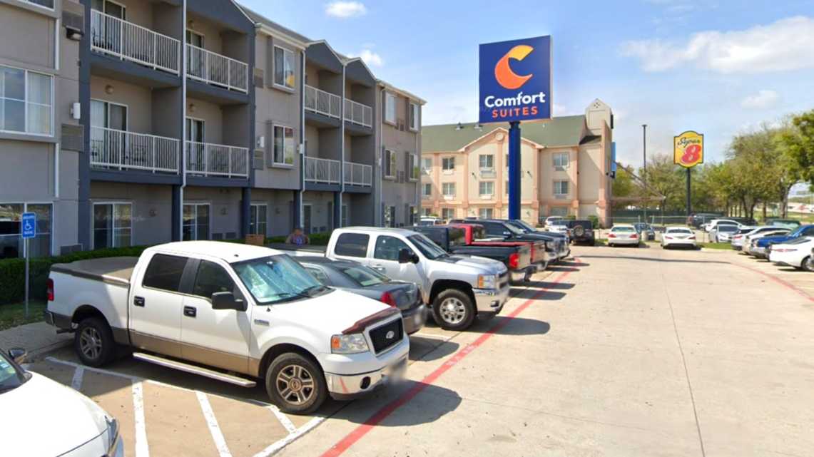 Comfort Inn Suites DFW Airport Parking