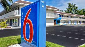 Motel 6 Port Everglades Cruise Parking