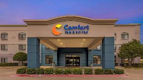 Comfort Inn & Suites Dallas Fort Worth International Airport Parking