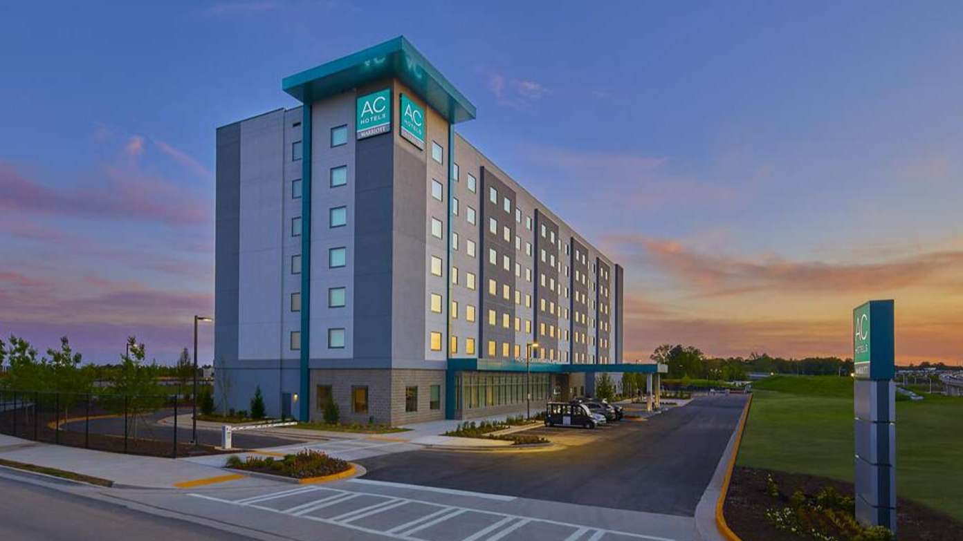 AC Hotel by Marriott ATL Airport Parking