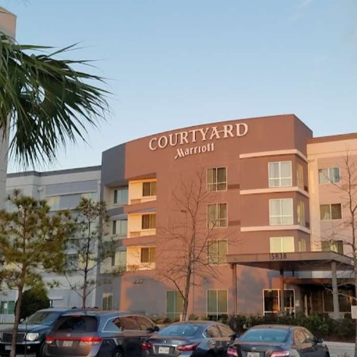 Courtyard by Marriott Houston Intercontinental Airport Parking