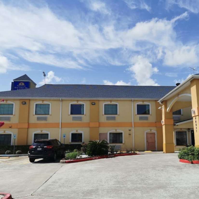 Americas Best Value Inn & Suites IAH Airport Parking