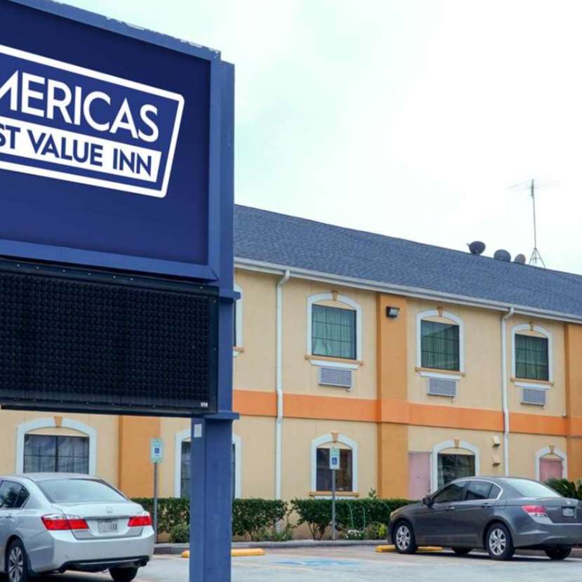 Americas Best Value Inn & Suites IAH Airport Parking