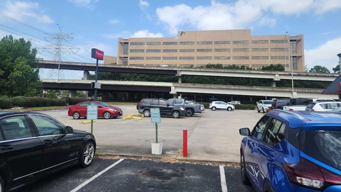 Ramada Houston IAH Airport Parking