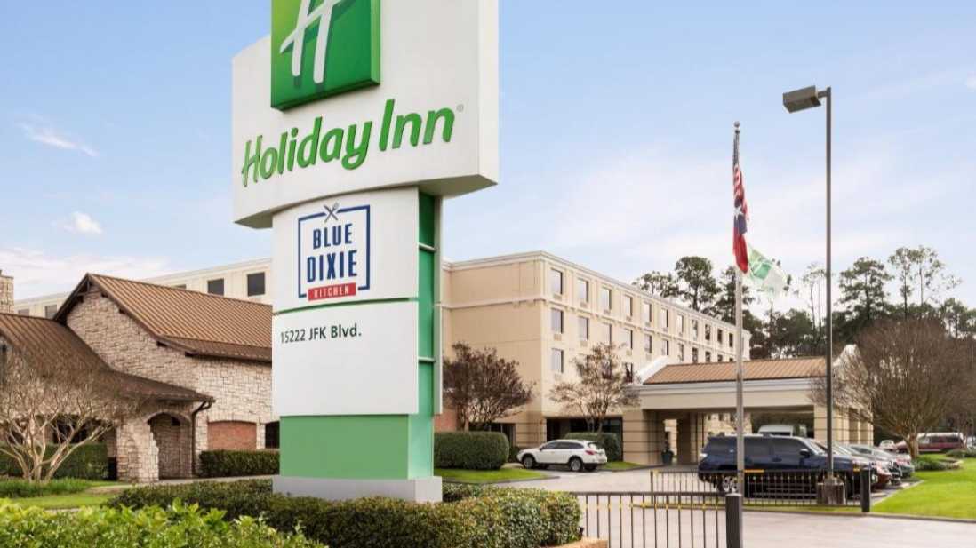 Holiday Inn Houston Intercontinental Airport EXCLUSIVE DEAL Airport Parking